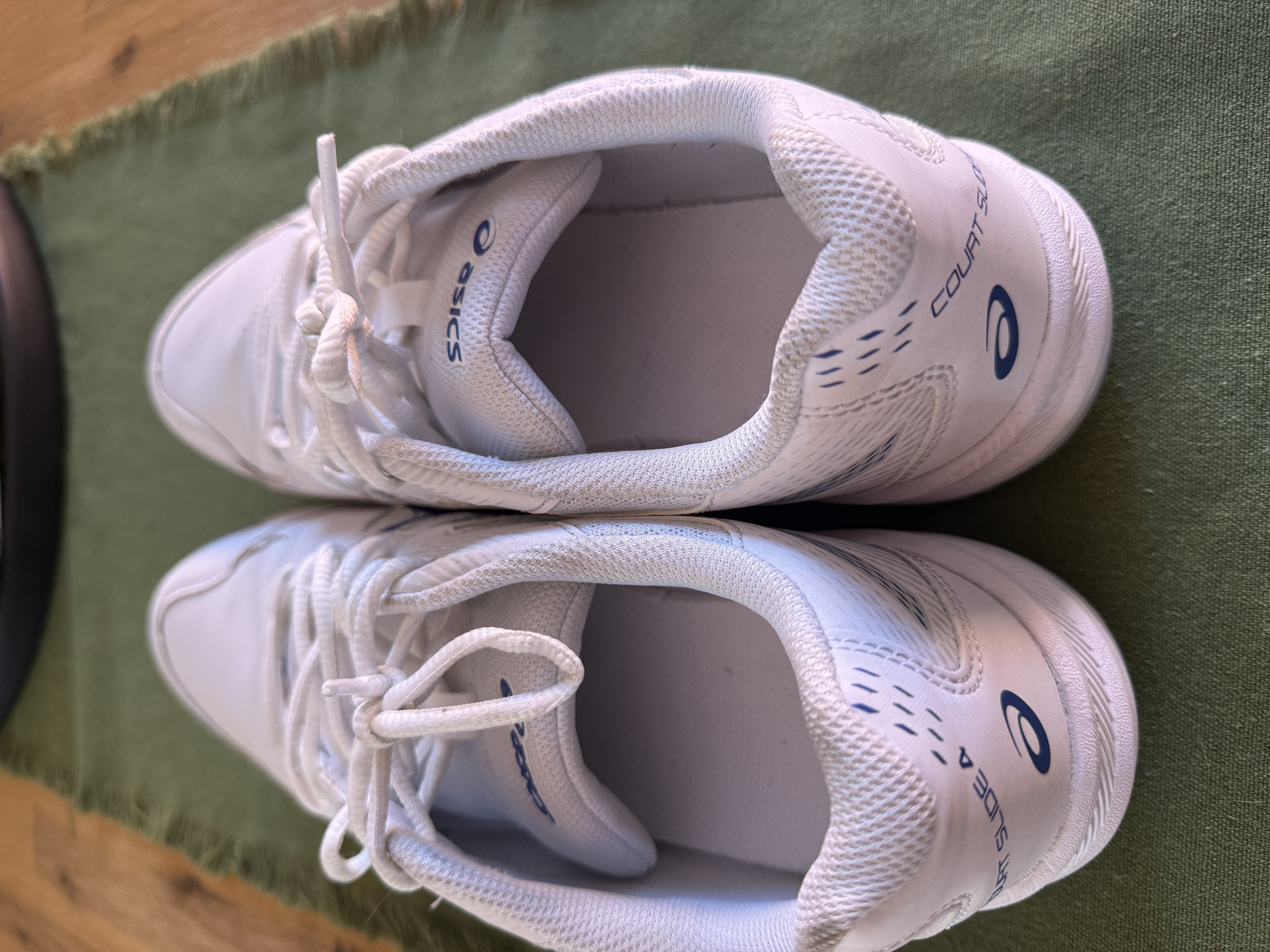 Asics Court Slide S12